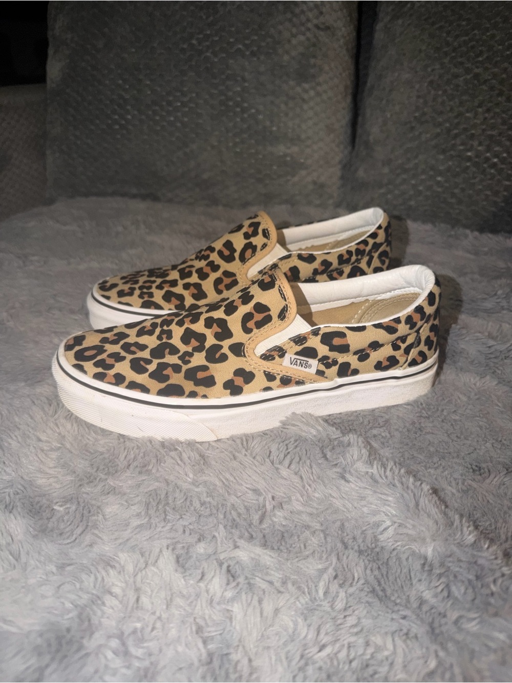 Vans women’s Leopard Print Slip-On Sneakers - Tan/Black